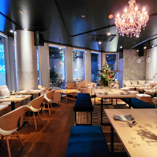 24/7 cafe apartment_2