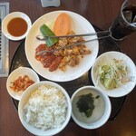 朝鮮飯店 - 料理写真:Aランチ　820円税込