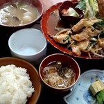 Musashi - トンテキ定食（1400円）