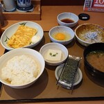 やよい軒 - しらすおろし朝食と玉子焼き