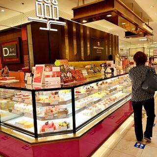 アンリ・シャルパンティエ_2