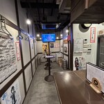 ビール長屋 貫太郎 - テーブル席