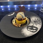 トシ・ヨロイヅカ 東京 - メイン　デセール　フロマージュ　ハロウィン