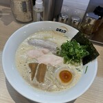 麺 ヒキュウ - 