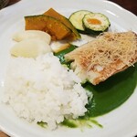 キッチン ブルー グローブ - ソースをご飯に吸わせます