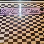 ロックンビリーS1 - メニュー裏