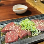 Koube Bifuyakiniku O Katora - 