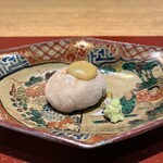 日本料理FUJI - 落花生豆腐　口に入れると落花生の濃厚風味が広がります