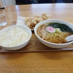 足利麺 - から揚げらぁめん1000円 ライス250円