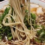 尾道ラーメン 八じゅう - 麺の感じ