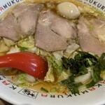 どうとんぼり 神座 - 小チャーシュー煮玉子ラーメン