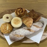 天然こうぼぱん とことこ - いろんな形のパン達、どれもこれも、バリ旨なりね(〃ω〃)