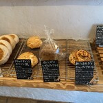 天然こうぼぱん とことこ - 創意工夫がハンパないよねぇ〜(^◇^;)