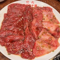 焼肉 スタミナ苑 - カルビ、ロース