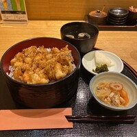 天麩羅 なか江 - かき揚げ天丼