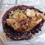 青島飯糰 - 綜合肉鬆（紫米）（食べかけで失礼します）