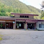 岳の湯温泉 雲渓荘 - 宿の外観 202310