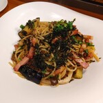 ななくさ食堂 - ベーコン、茄子、きのこの和風ガーリックパスタ(2600円)