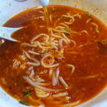 春華楼 - ラー油投入～♪