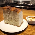 スガハラ - パン（フォカッチャ） + マスカルポーネ