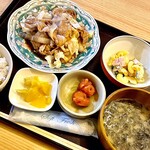 お酒とごはん はるのひ - 回鍋肉定食