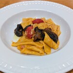 La Stalla - 最近家で食べてるトマトが美味しくないだけに、期待せずに食べたところさすがはシェフ。素晴らしいトマトで感動しました。
