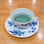 La Stalla - ハーブとバタフライピーティー