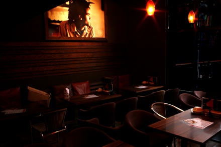 ハリーズ ロッドカフェ（Ｈａｒｒｙ's Ｒｏｄ Ｃａｆｅ） - 帯広（ダイニングバー）の写真