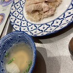 カオマンガイキッチン - 