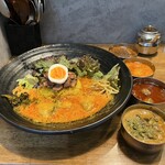 SPICY CURRY 魯珈 - 