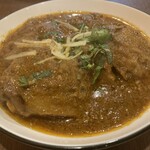 行徳ビリヤーニーハウス - チキンコルマはこの日のスペシャル。
      つかココ数ヶ月はいつもチキンコルマ。
      でもコレもとてつもなくウマいのよ。