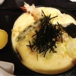 有喜屋 - 菊の小皿は海老天の尻尾を入れる用