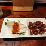 焼き鳥&焼きラム うまいける - お通し