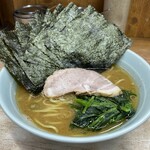 横浜ラーメン 武蔵家  - のり増しラーメン並