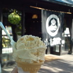 傘風楼 - 栗アイス