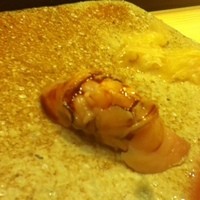 すし家 一柳 - 蛤の炊き方は独特。好みの分かれるところですが、好きな人はかなり好きだと思います