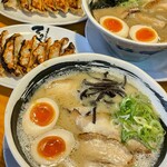 濃厚煮干とんこつラーメン 石田てっぺい - 