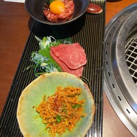 蕃 YORONIKU - 