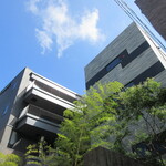 鮨 さかい - 隣のビル、完成しましたね