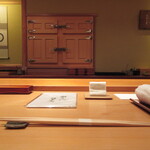 鮨 さかい - カウンター席