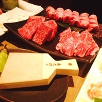 焼肉うしごろ 西麻布本店 - 極みコースのオオトリ♪
                
                とろけちゃう〜（≧∇≦）