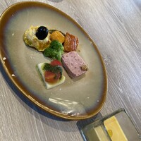 スミレオオサカ - 