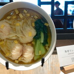 Buriru Hanten - Sample：海老ワンタン麺