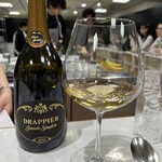 Chocolaterie&Bar ROND-POINT by Hirofumi Tanakamaru - 