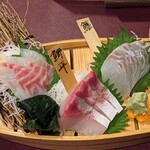 小田原産 朝どれ地魚地酒 湘南大衆横丁 - 