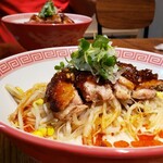セキレイ - 「冷やし担々麺～ヨダレ鶏と四川ラー油～」1000円