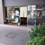 綿帽子 - 暖簾で店内が見えない。