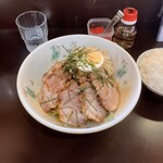 Ramen Tonton - あぶら～麺＋チャーシュー