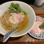 メンドコロ キナリ - 山椒白醤油・肉増し（岩中豚・鶏胸・鴨胸）