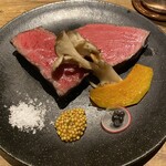 Kamado Yaki Nikuyorozu - 原始かまど焼で焼いたお肉が薫りが良くて美味♪